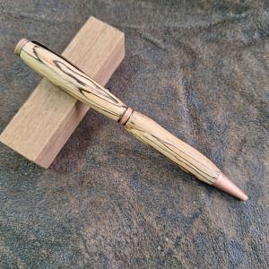 Stylo bille en bois de Hêtre échauffé