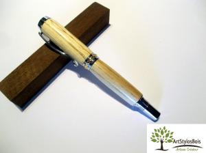 Stylo plume en bois de chataignier