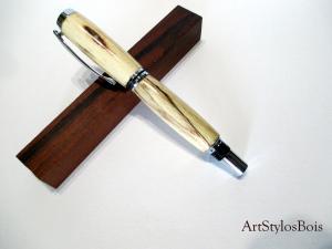 Stylo plume en bois Hêtre échauffé