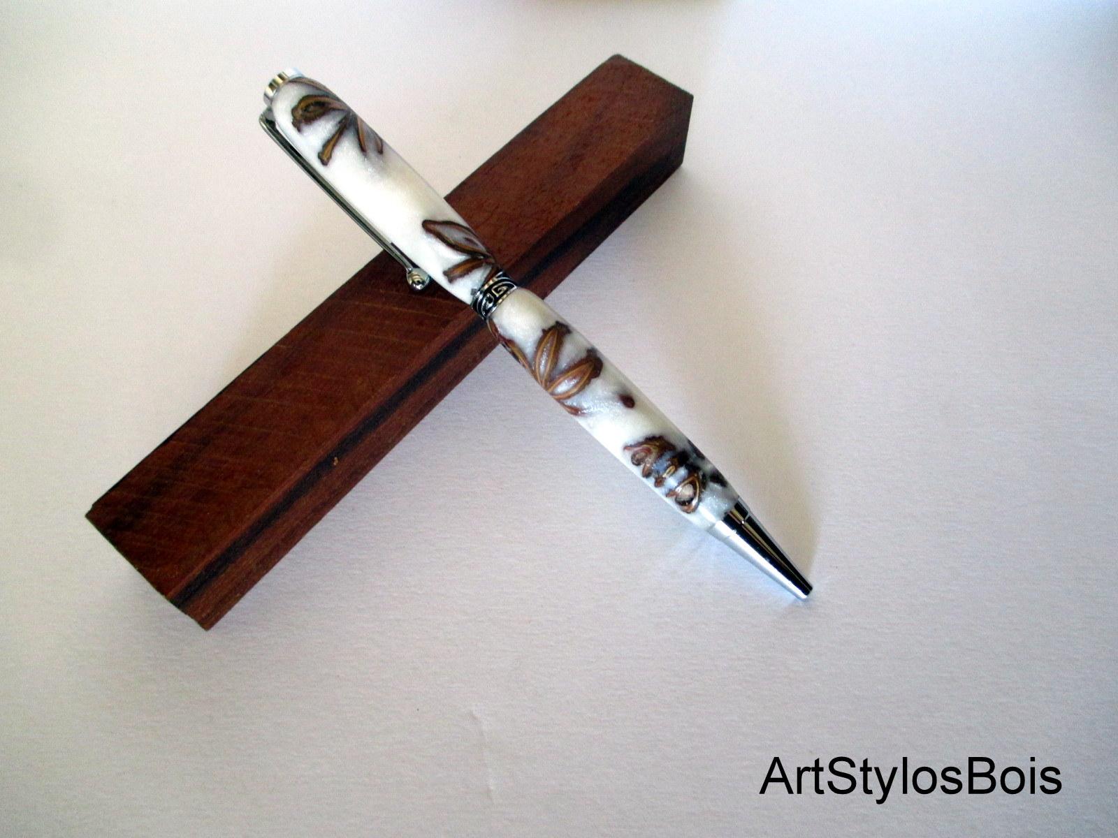 Stylo Bille Olfactif en Résine Artisanale et Badiane