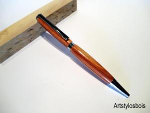 Stylo bille en bois de rose