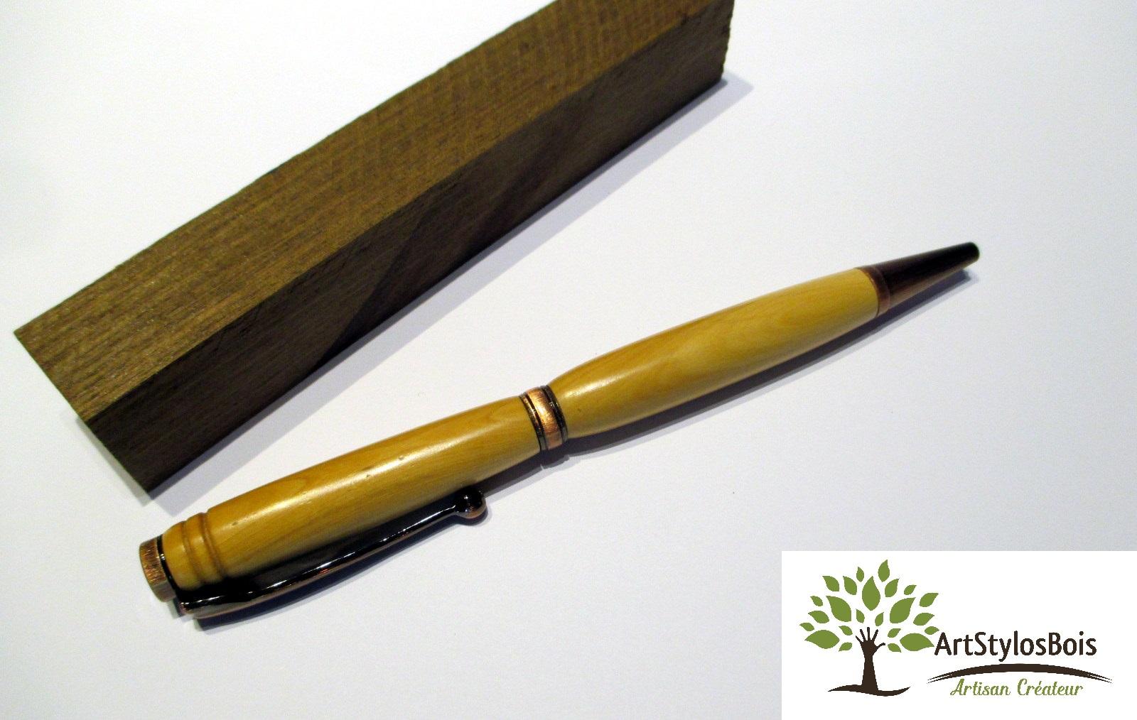 Stylo bille en Buis et bois multicolore