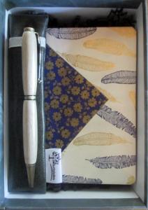 Coffret stylos en bois de laurier sauce et carnet Origami